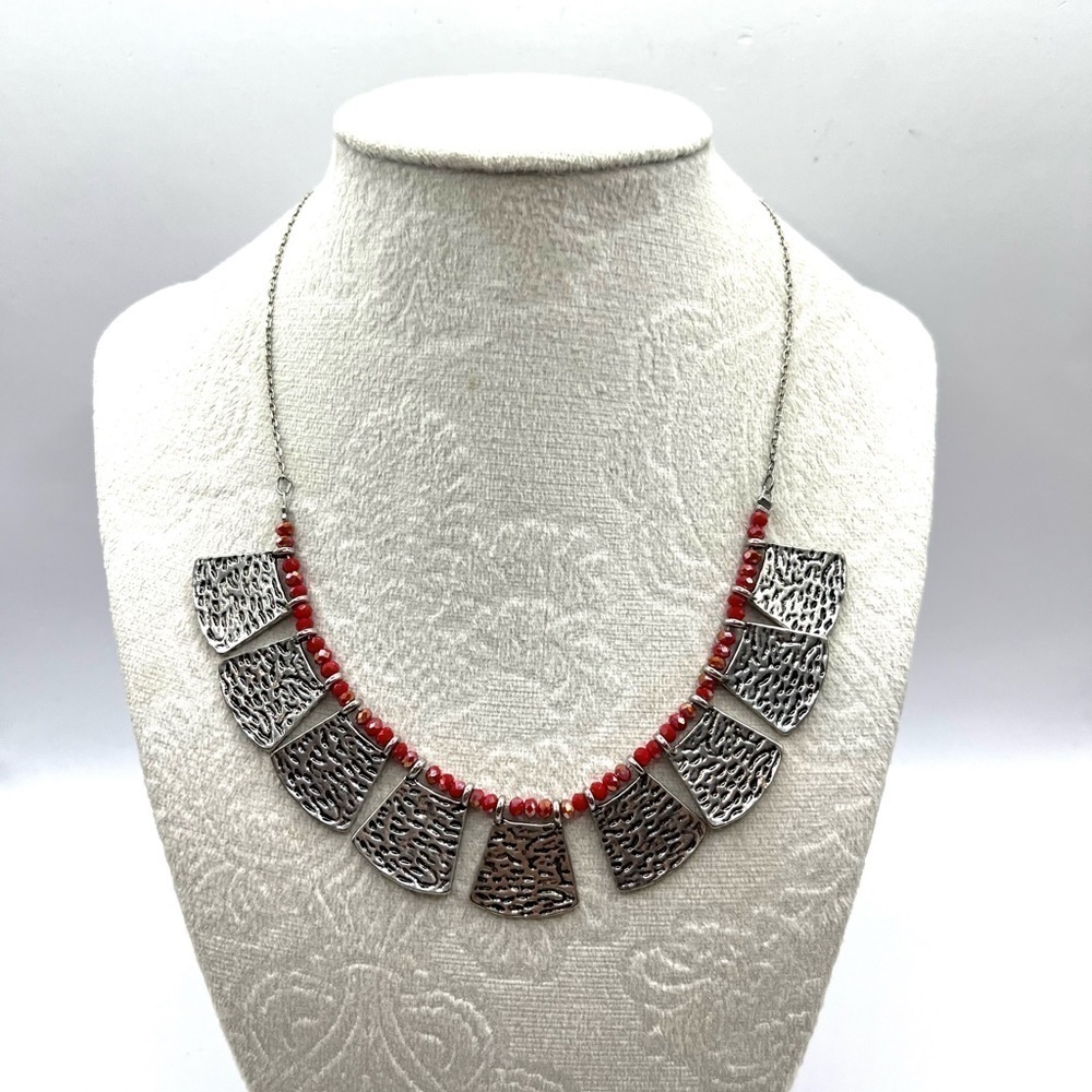 Plunder Melody Necklace Geometric Designs with Red Beads Adjustable Silvertone